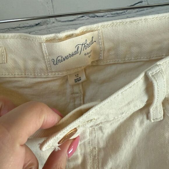 Universal Thread Cream Denim Highest Rise Shortie Size 12 - Picture 6 of 9
